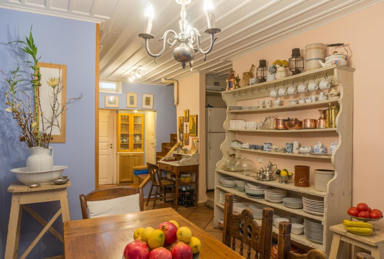 Acropolis Villa In Plaka アテネ エクステリア 写真